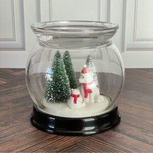 Bath‎ and Bodyworks Winter Scene Polar Bear and Baby Globe Glass Candle Holder
